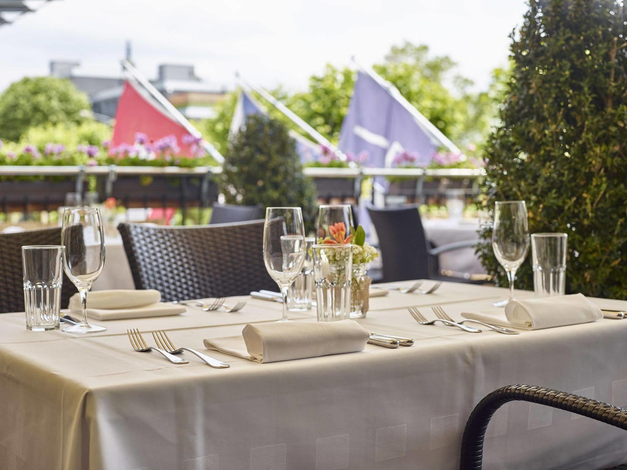 Geroldswil Swiss Quality Hotel Exterior photo