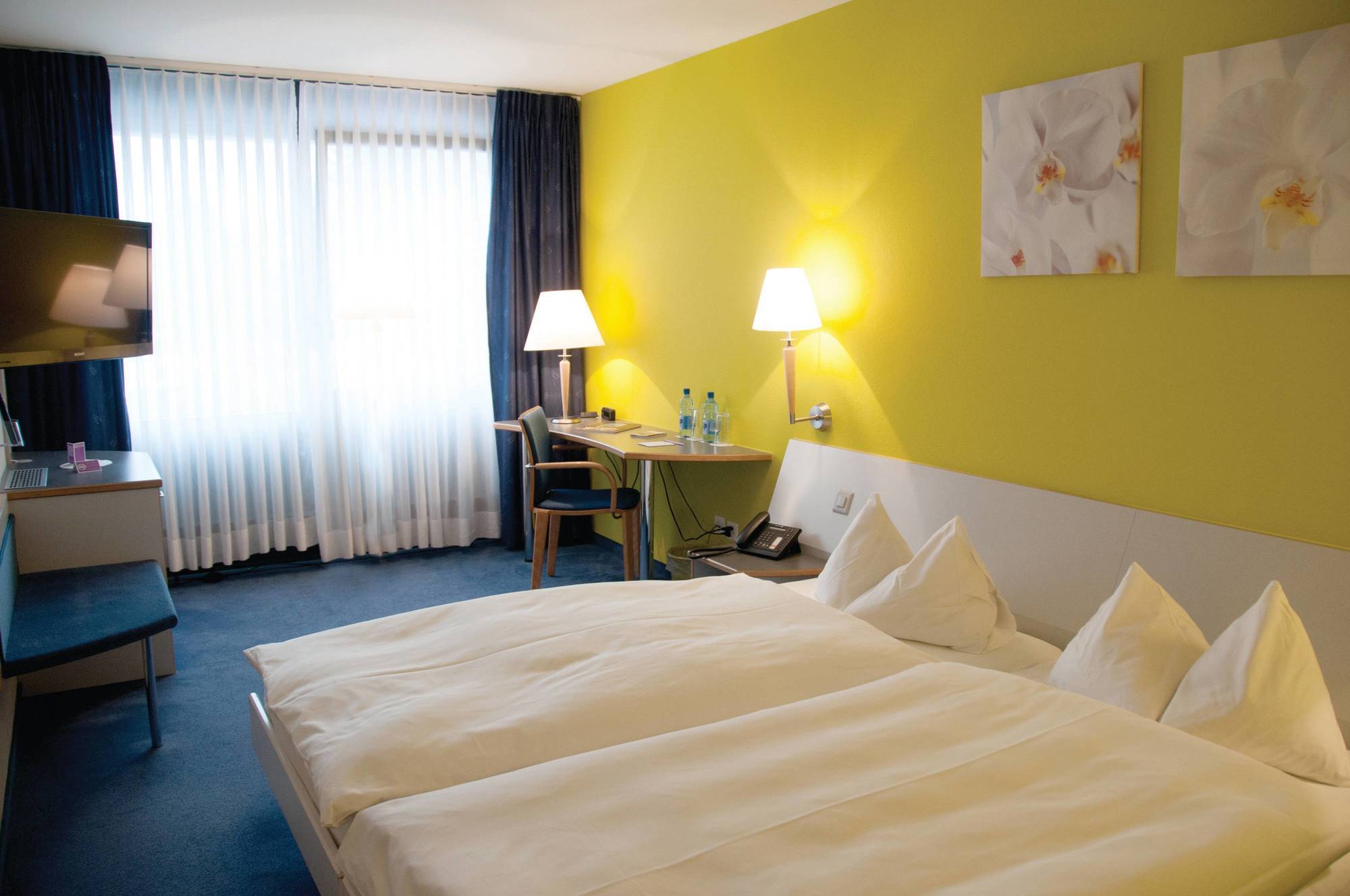 Geroldswil Swiss Quality Hotel Exterior photo